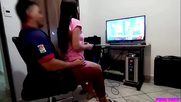 Büyük If my stepcousin wants to play on my PC, she has to do it sitting on my legs - my perverted StepCousin cheated on me yeni Video