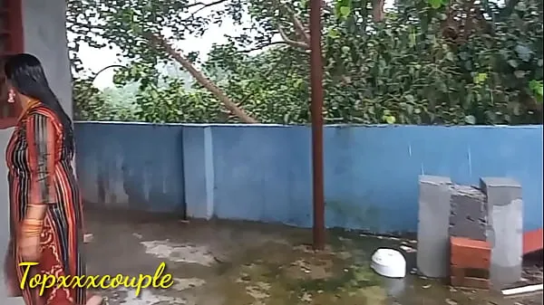 Gorgeous Boobs Indian Bhabhi XXX Fuck After Rain Bath full Scene Video baharu besar