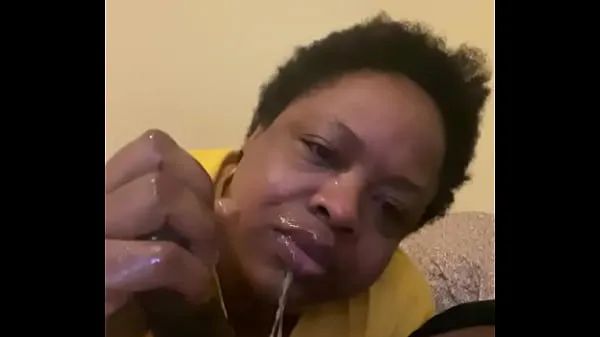 Mature ebony bbw gets throat fucked by Gansgta BBC Video baharu besar