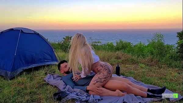 Risky Sex Real Amateur Couple Fucking in Camp - Sexdoll 520 Video baru yang besar
