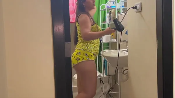 Big My step cousin Barbara comes from the countryside and I fuck her when I want, even in the bathroom with the whore new Videos