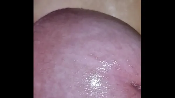 Isoja close up jerking my cock in bathing tube while precum running over my glans and cumshot uutta videota