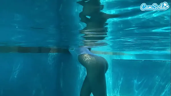 Grote Underwater Sex Amateur Teen Crushed By BBC Big Black Dick nieuwe video's