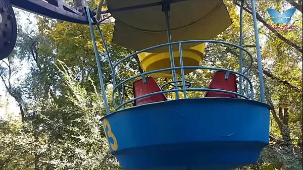 Big Public blowjob on the ferris wheel from shameless whore new Videos
