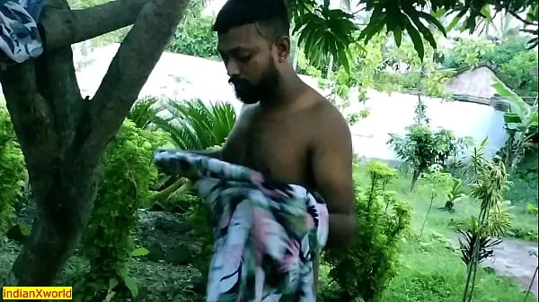 Desi Bengali outdoor sex! with clear Bangla audio Video mới lớn
