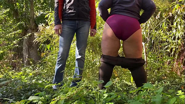 Grote My stepmom needs stepson's attention outdoors nieuwe video's