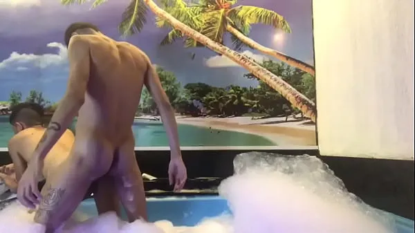 Guilherme Silva fucking me hot at the motel, he gave me so much milk with that thick dick all night that the other day I almost opened a Parmalat franchise Video baru yang besar