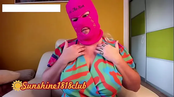 大Neon pink skimaskgirl big boobs on cam recording October 27th新视频