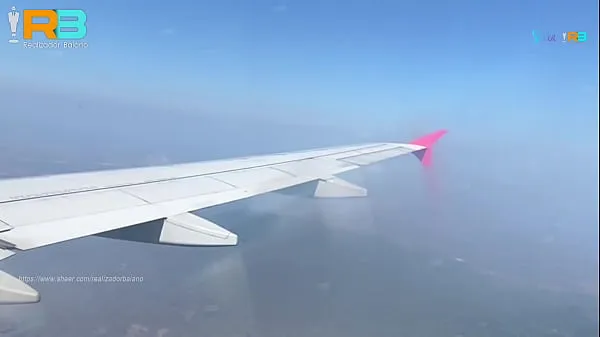 Duże Filmmaker from Bahia Traveling with two hotwifes and showing and fucking everywhere, Video no Avião. Menage on plane. RB Brazilian Bull. threesome with hotwife on the plane interracial nowe filmy