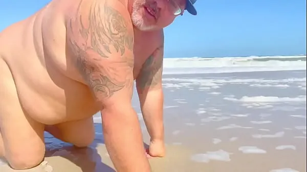 Μεγάλα Strongman competition judge gets naked with a fat ass νέα βίντεο