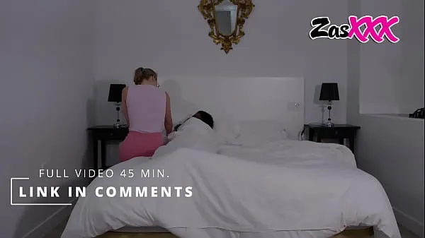 Grote Cuckolding the girlfriend with her mom nieuwe video's