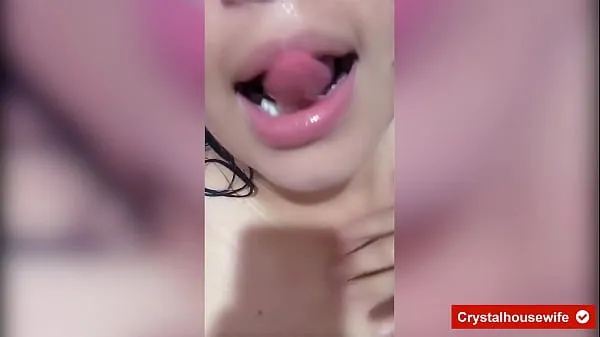 The sexy crystal housewife takes a bath and masturbates and touches herself because she is so horny Video baru yang besar