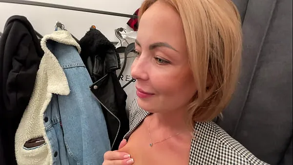 Büyük Quick Blow and fuck in the Fashion Stores changing room yeni Video