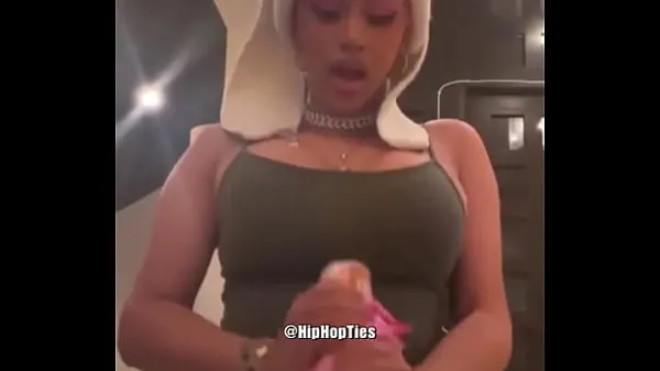 Big Cardi B jerking off whipped cream can new Videos