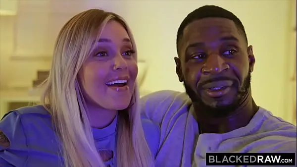 วิดีโอใหม่ยอดนิยม BLACKEDRAW Naughty besties Amber & Kali share Jax's huge BBC รายการ