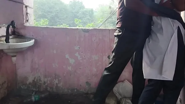 بڑے Desi girl left out of tuition and did dirty work with her teacher نئے ویڈیوز