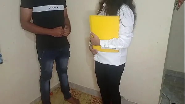 Stora To increase the salary, the secretary fucks the boss in the office bathroom! in dirty hindi voice nya videor