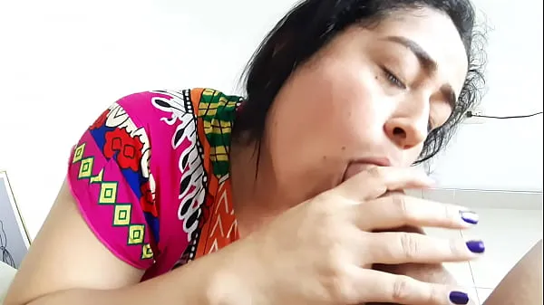I catch my horny stepsister masturbating. Pt 3. She gives me a delicious blowjob Video mới lớn