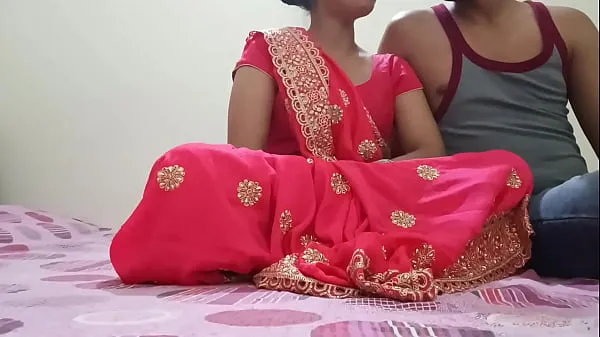 Velká Indian Desi newly married hot bhabhi was fucking on dogy style position with devar in clear Hindi audio nová videa