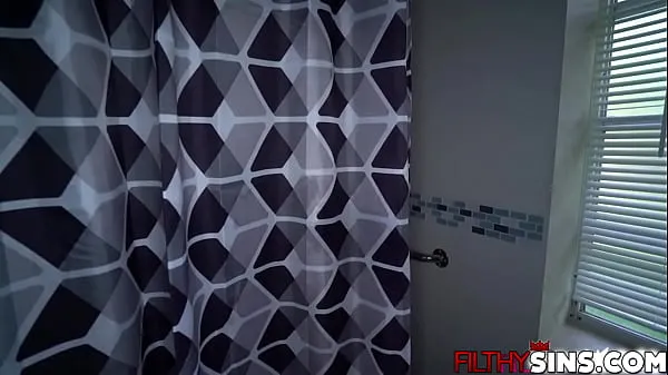 Slutty Jeni Angel takes Brick Danger's big dick on the bathroom floor Video baru yang besar