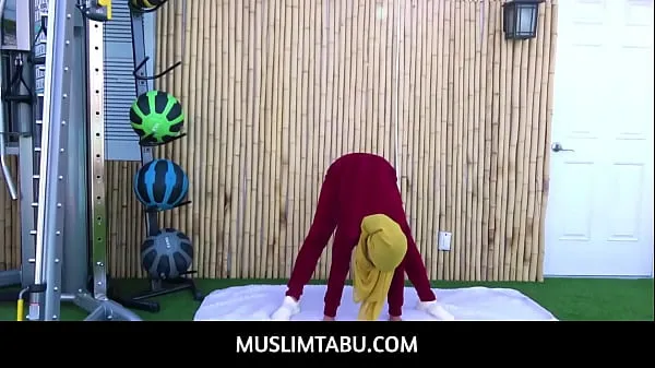Grote MuslimTabu - Hijab Dick Fixing Nurse nieuwe video's
