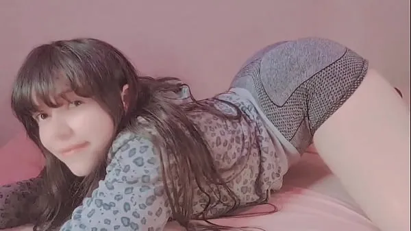 بڑے Amateur teen girl playing with her pussy - Hana lily نئے ویڈیوز