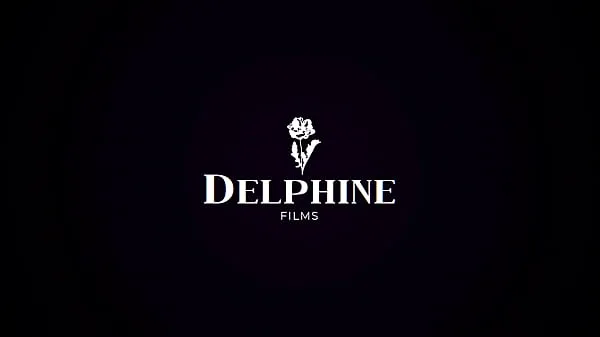 Delphine Films- Bombshell Tiffany Watson Fucks Her Bodyguard Video baru yang besar