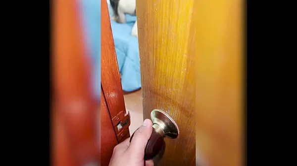 대규모 What the fuck! - I should never have opened this door개의 새 동영상
