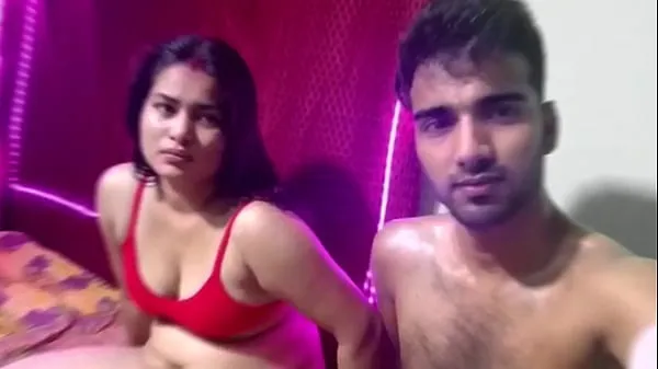 วิดีโอใหม่ยอดนิยม College couple Indian sex video รายการ