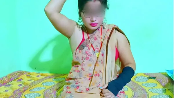 대규모 Desi bhabhi ki chudai hot dirty sex개의 새 동영상