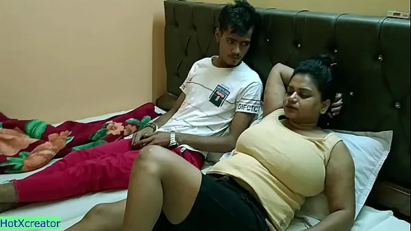 Veliki Indian Hot Stepsister Homemade Sex! Family Fantasy Sex novi videoposnetki