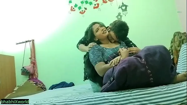 Veľké New Bengali Wife First Night Sex! With Clear Talking nové videá