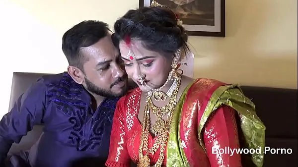 Veliki Newly Married Indian Girl Sudipa Hardcore Honeymoon First night sex and creampie - Hindi Audio novi videoposnetki