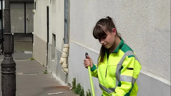 French star Luna Rival sweeps the streets 1 Video baru yang besar