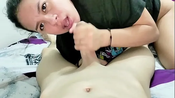 I HIRE MY NEW SERVICE EMPLOYEE AND I TOLD HER THAT IF SUCKED MY BIG COCK I WOULD LEAVE WORK EARLY, SHE GAVE ME A GREAT BLOWJOB AND I REMOVED MY MILK- HOMEMADE SEX Video baharu besar