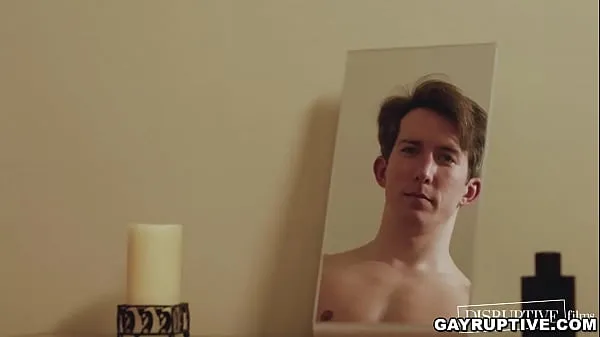 بڑے Gay oral and bareback sex scene with Isaac and Trevor نئے ویڈیوز