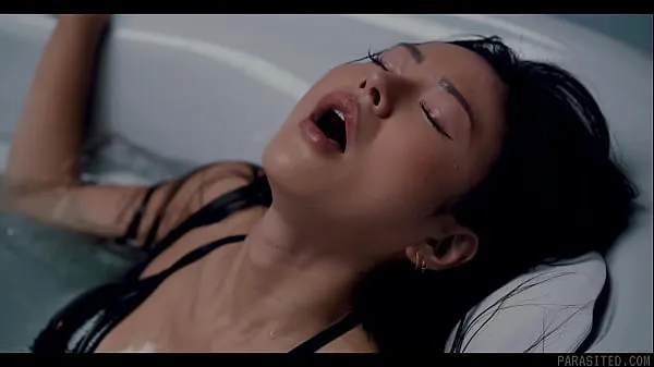 Grote Mind Controlling Alien Parasites inside Hot girls nieuwe video's