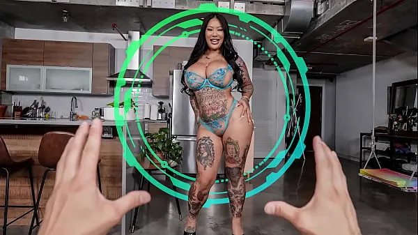 大きなセックスセレクター - 曲線美でタトゥーを入れたアジアの女神コニー・ペリニヨンが遊びに来ます新しい動画