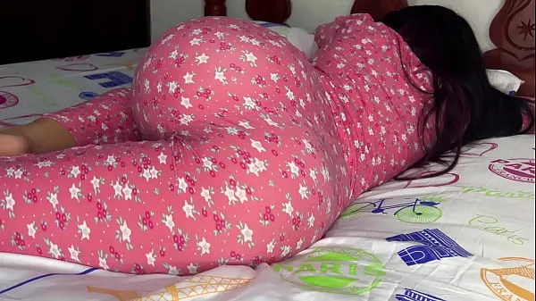 Velká I can't stop watching my Stepdaughter's Ass in Pajamas - My Perverted Stepfather Wants to Fuck me in the Ass nová videa