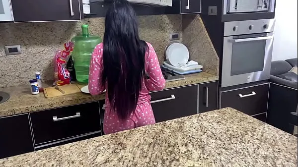 stepfather obsessed with his 18 year old stepdaughters ass Video baru yang besar