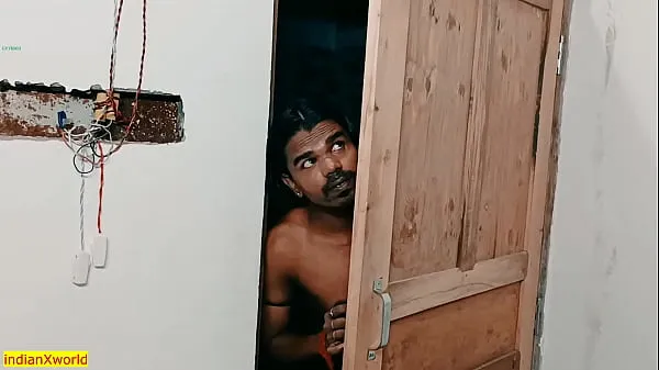 Veľké Indian Village Bhabhi fucked by Thief at Midnight! Real Sex nové videá
