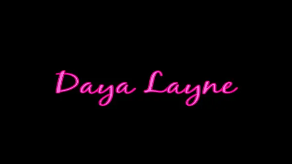 بڑے Pretty Brunette Daya Layne Gets A Fuck And Facial For Cash نئے ویڈیوز