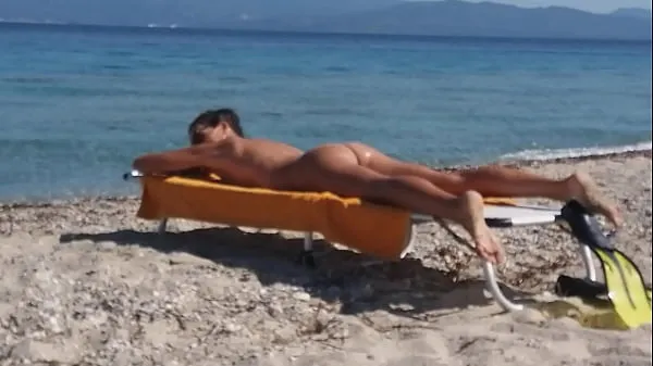 Grote Drone exibitionism on Nudist beach nieuwe video's