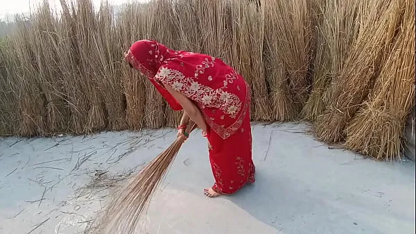 Veliki Indian xxx maid wife outdoor fucking novi videoposnetki