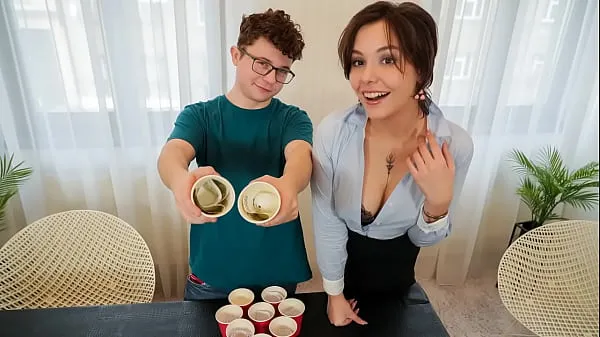 Nerdy Guy Loses His Gorgeous Czech Girlfriend In a Party Game Video baharu besar