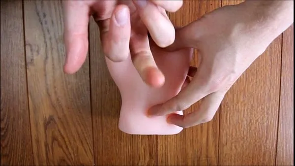 بڑے WHERE IS THE G SPOT? How to make a girl orgasm how to finger a girl to give her نئے ویڈیوز