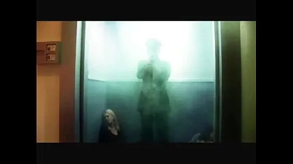 Veliki Lezley Zen Fuck In An Elevator novi videoposnetki