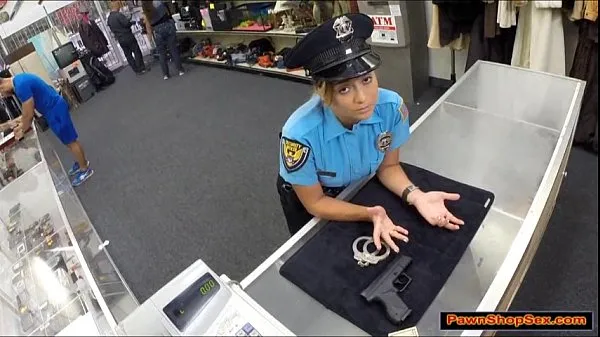 Police officer pawns her gun and is fucked مقاطع فيديو جديدة كبيرة